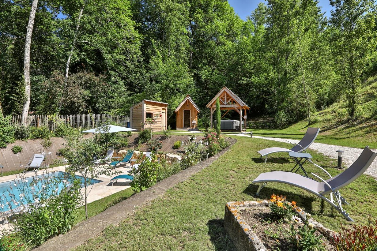 Boutique-Hotel Restaurant L'Atelier D'Epicure Logis Castels 외부 사진